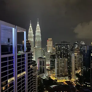  Apartment Amazing Pool By Platinum Klcc Malaysia